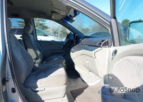 2006 Honda Odyssey Ex from USA, damaged, VIN 5FNRL38406B086587